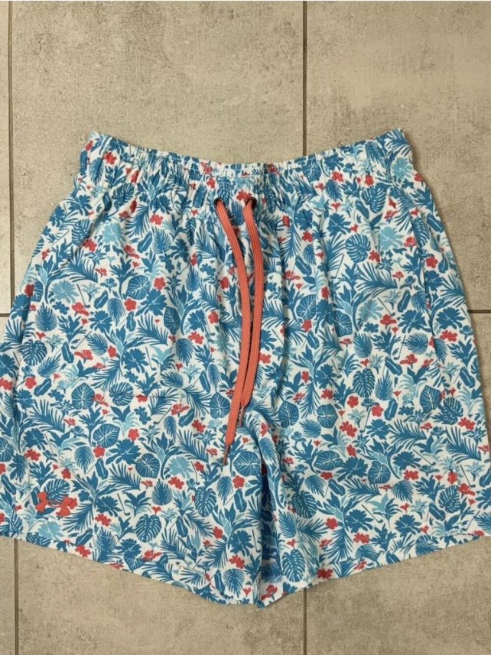 Under Armour Mens Floral Swim Trunks Size M - PRICE DROP!